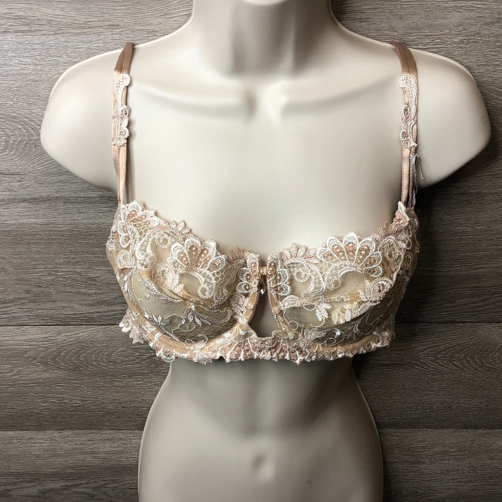 Lise Charmel Womens Size 38C Half Cup Bra New